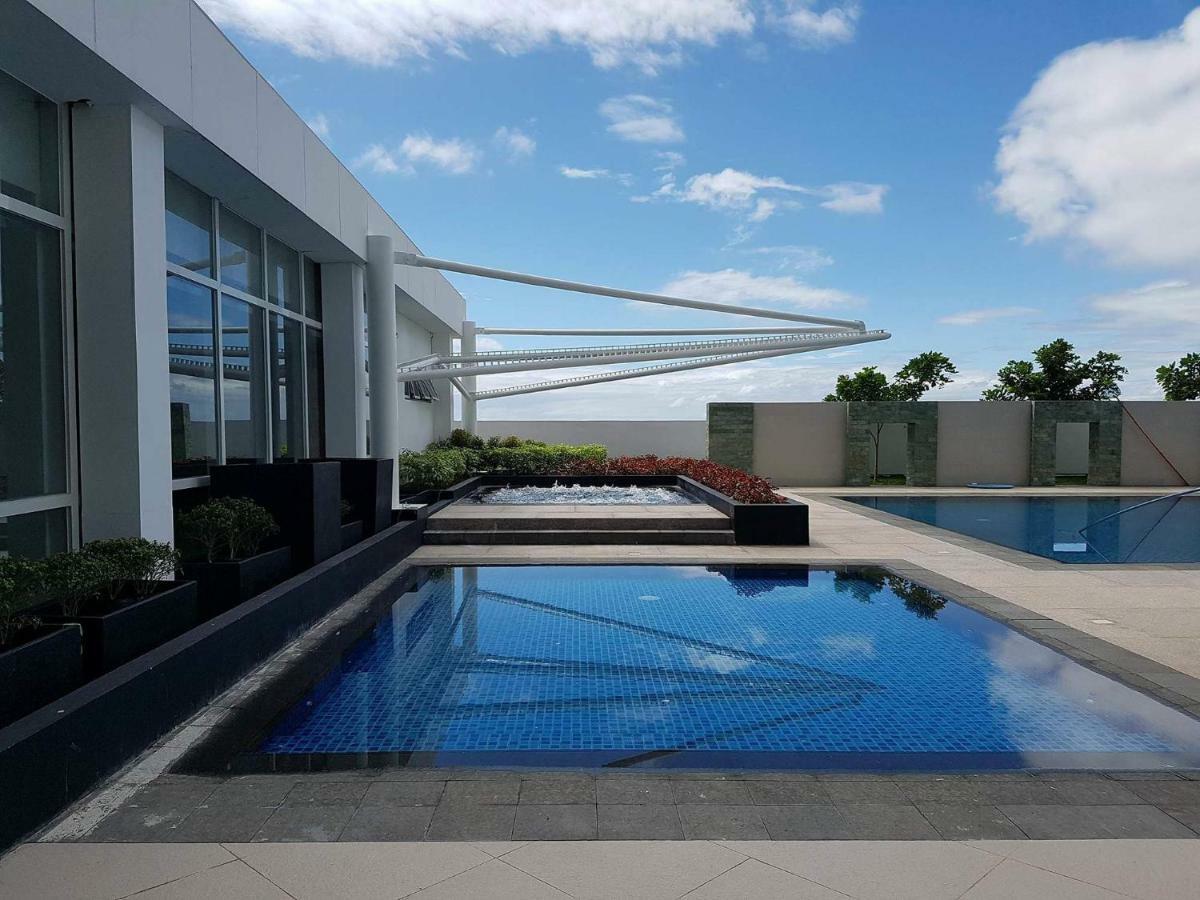 Apartment Sea View At Mactan Newtown Đảo Mactan Ngoại thất bức ảnh
